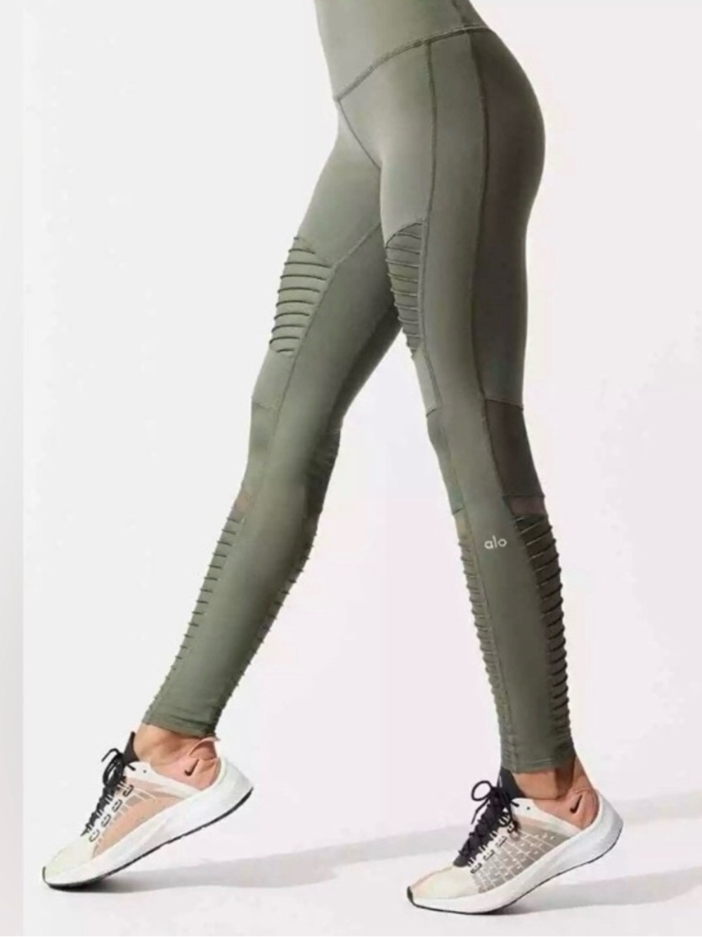 ALO Yoga High-Waisted Moto Legging Dark Olive Green Size M